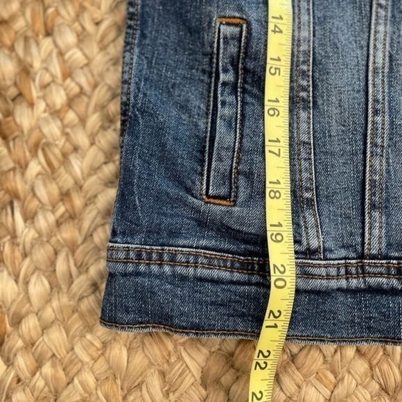 {Old Navy} Classic Blue Jean Jacket Size Small Petite - Picture 8 of 15